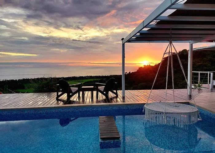 Bed & Breakfast La Colina Pura Vista 3*