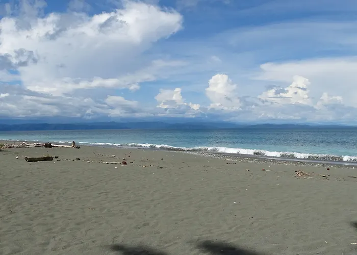 La Colina Pura Vista Bed & Breakfast 3*