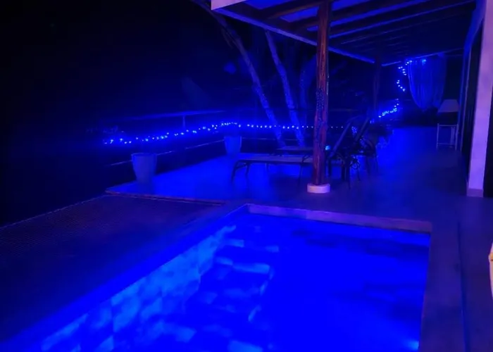 La Colina Pura Vista Bed & Breakfast 3*